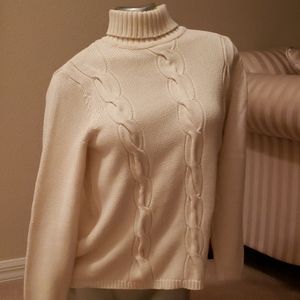 Cream cozy sweater